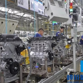 汽车发动机组装线