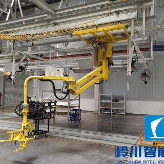 倒挂式助力机械手